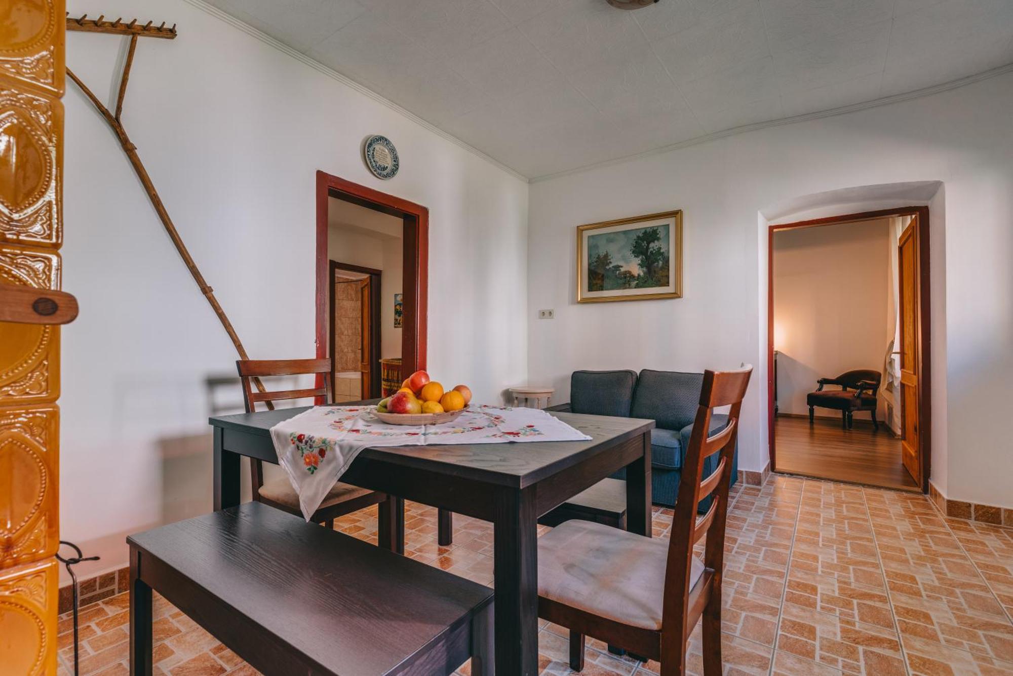 Feher Barany Apartment Szigliget Kültér fotó
